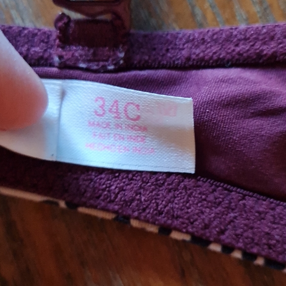 ♡☆Pink bra ♡☆ - Picture 4 of 4